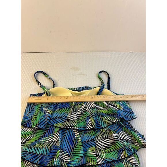 Fit 4 U Slimming Bathing suit romper shorts size 14 blue green ruffles 1 piece - Picture 9 of 9